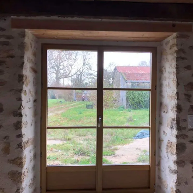 Menuiserie bois à Boisseuil